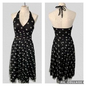 ❌SOLD❌ Beautiful retro black and white polka dot dress